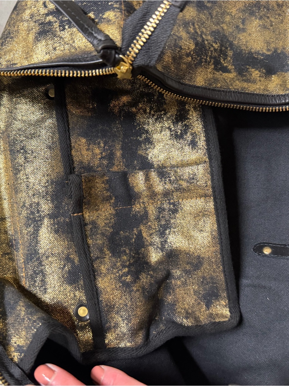 Kempton & Co - RARE - Black Gold Splatter Tote Bag - Picture 11 of 15